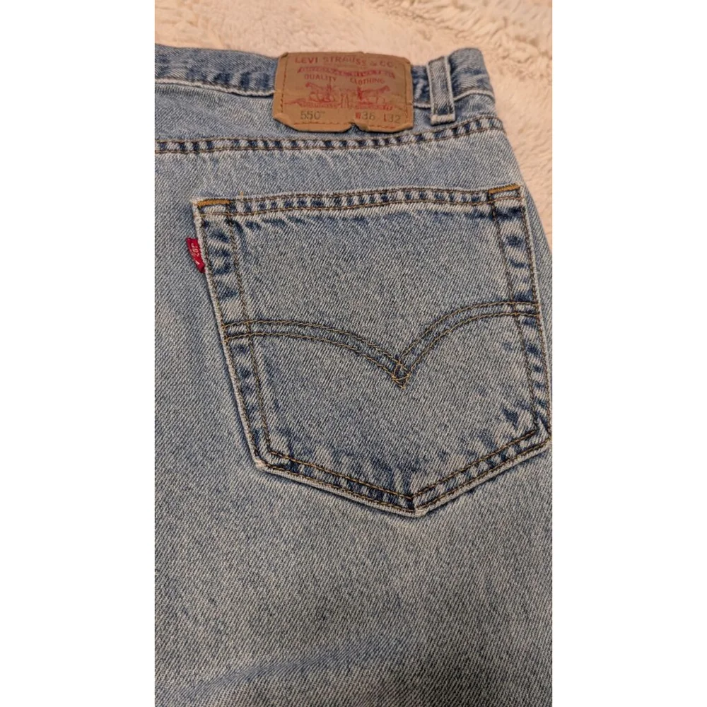 Men's Levi's 550 Jeans Size 36 Blue Relaxed Fit